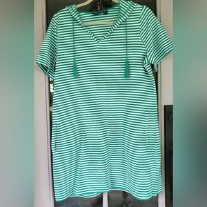 d & co. Beach dress, size M, never worn